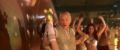 goldmember_roller_skates_screenshot_03-1024x433.jpg