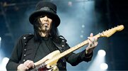 Mick-Mars-guitar.jpg
