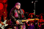 steve-van-zandt-war-on-plastic.jpg