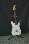 1987 Squire Stratocaster.jpg