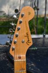 1954_Fender_Stratocaster_The_white_lady_0994_01.jpg