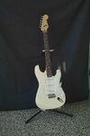 1987 Squire Stratocaster.jpg