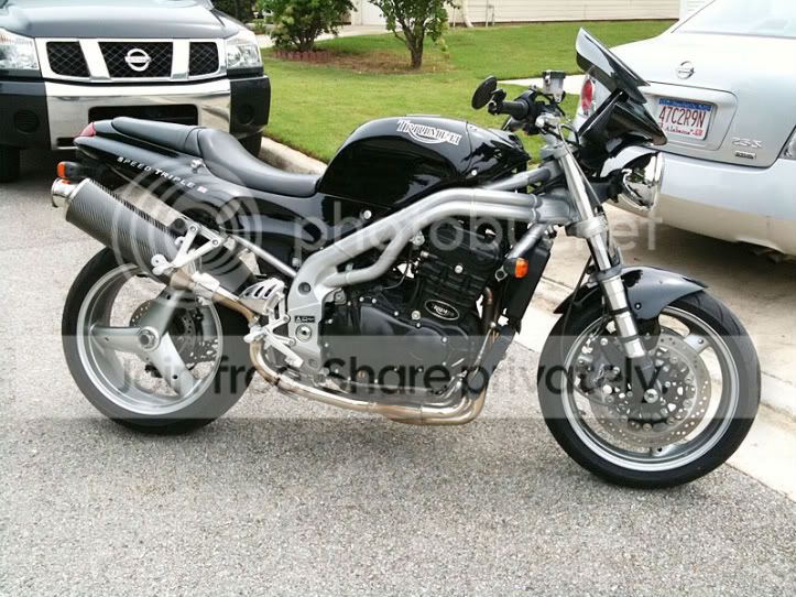 2000TriumphSpeedTriple-1_zpsdc9d2151.jpg