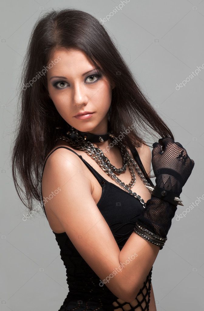 depositphotos_21657145-stock-photo-gothic-girl.jpg