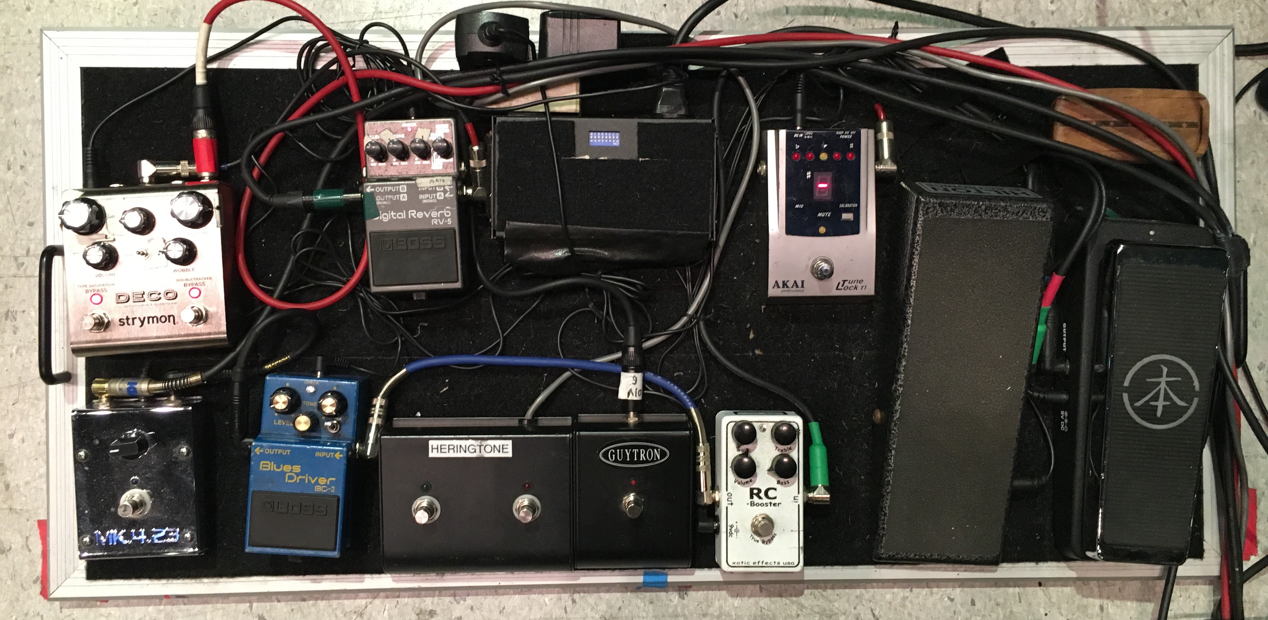Pedalboard2016.jpg