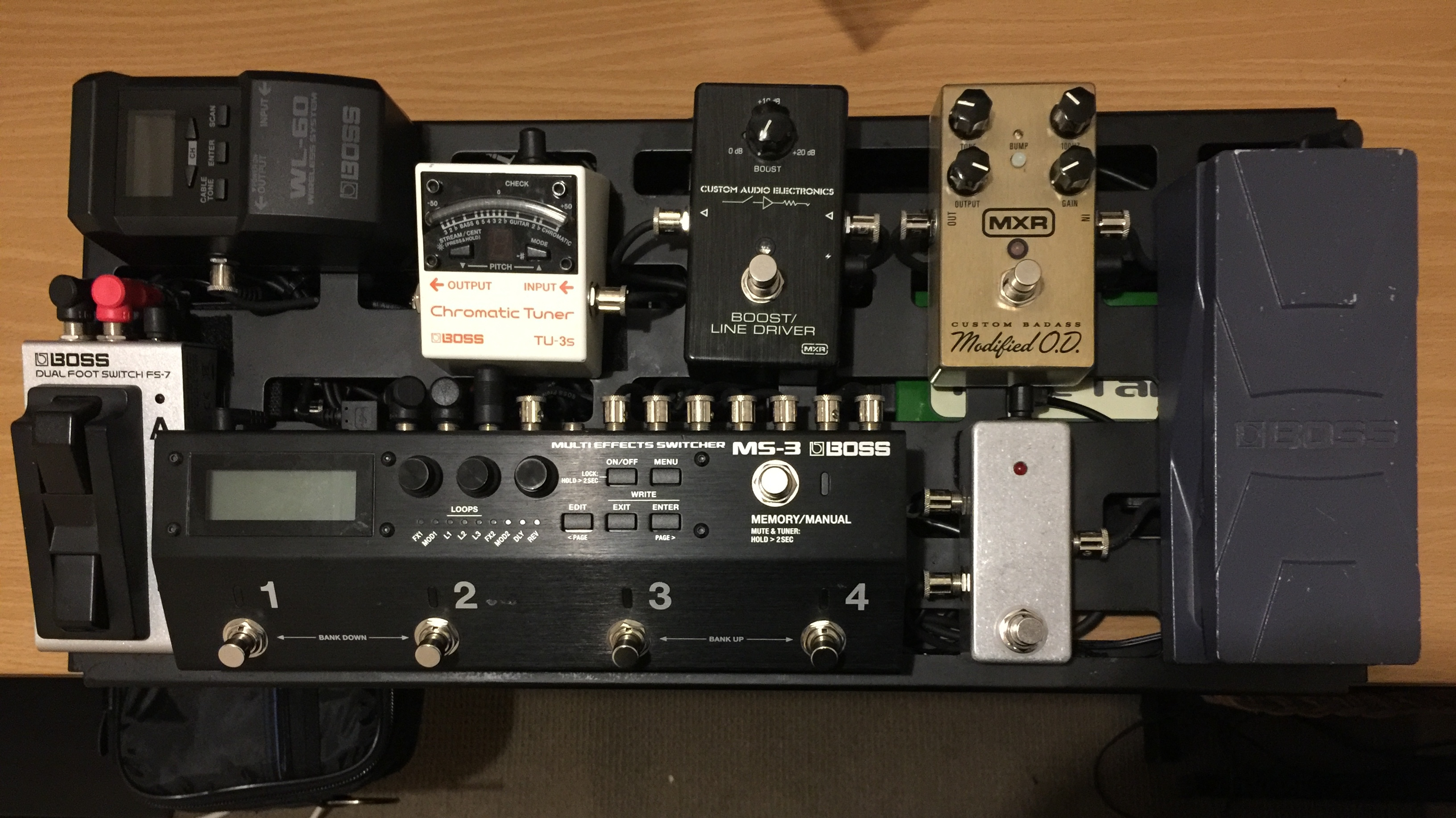 BOSS WL-60 wireless | The Tone Rooms