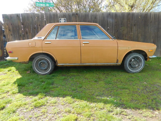 1972_Datsun_510_butterscotch_001.jpg
