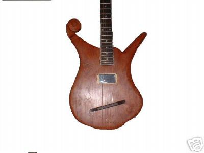 ugly_guitar_01.jpg