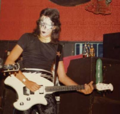 Ovation_Breadwinner_August_1973.jpg